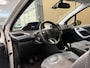 Peugeot 208 1.2 PureTech Allure * Navigatie / Camera / LED / Cruise control / NL Auto *