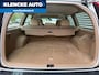 Volvo V70 2.4 Automaat 140PK Schuifdak Standkachel Trekhaak Leer Cruise ctrl Parkeersensoren NW APK