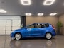 Hyundai i30 CW 1.6i i-Motion * Goed onderhouden / Trekhaak / Cruise control / Airco-ecc *