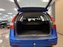 Hyundai i30 CW 1.6i i-Motion * Goed onderhouden / Trekhaak / Cruise control / Airco-ecc *
