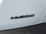 Peugeot 2008 1.2 Hybrid 136 GT | Stoelverwarming | Climate Control | Navigatie | Apple Carplay | Android Auto | Cruise Control | Camera | Schuifdak |