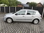 Opel Astra 1.6 Business Airco,Trekhaak,Cv,Radio/cd Bj 2006 leuk beginners auto