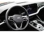 Volkswagen Touareg 3.0 TSi eHybrid 381pk 4MOTION Elegance Automaat / Panoramadak / Luchtvering / Leder / 360 Camera / LM 21 inch / Navigatie Premium / Trekhaak inklapbaar