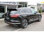 Volkswagen Touareg 3.0 TSi eHybrid 381pk 4MOTION Elegance Automaat / Panoramadak / Luchtvering / Leder / 360 Camera / LM 21 inch / Navigatie Premium / Trekhaak inklapbaar
