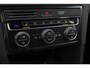 Volkswagen Golf Sportsvan 1.0 TSI Comfortline 116PK / 85kW, Dealeronderhouden, trekhaak, achteruitrijcamera (rear view), navigatie, DAB+, Apple Carplay & Android Auto, multifunctioneel lederen stuurwiel, elektrisch verstel-, verwarm- en inklapbare buitenspiegels (spiegelpakket), verwarmbare voorstoelen, adaptieve cruise control (acc), parkeersensoren voor en achter (pdc), 16" LMV
