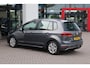 Volkswagen Golf Sportsvan 1.0 TSI Comfortline 116PK / 85kW, Dealeronderhouden, trekhaak, achteruitrijcamera (rear view), navigatie, DAB+, Apple Carplay & Android Auto, multifunctioneel lederen stuurwiel, elektrisch verstel-, verwarm- en inklapbare buitenspiegels (spiegelpakket), verwarmbare voorstoelen, adaptieve cruise control (acc), parkeersensoren voor en achter (pdc), 16" LMV