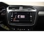 Volkswagen Tiguan 1.4 TSI ComfortLine Business [ Full led Adaptive cruise Nav Spraakbediening ]