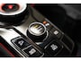 Kia Sportage 1.6 T-GDi PHEV 265pk AWD DynamicLine Aut. [ LED Apple / Android Stoelverwarming cruise Navi Camera ]N
