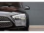 Mercedes-Benz C-klasse Estate 300 e AMG Line Premium+ | Panoramadak | Memory | Nappa Leder | Trekhaak | HUD | Augmented Reality | Keyless Go | Surround Camera | Dodehoekassistent |