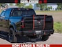 Dodge Ram HULK 5.7 V8 402PK | LIMITED EDITION | HUD | LUCHTVERING | BLACK ON BLACK | STRIPING | WIDE BODY | BREDE WIELEN | BOM VOL CREW CAB DUBBELE CAINE 5 PERSOONS UITVOERING | TOP STAAT |