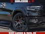 Dodge Ram HULK 5.7 V8 402PK | LIMITED EDITION | HUD | LUCHTVERING | BLACK ON BLACK | STRIPING | WIDE BODY | BREDE WIELEN | BOM VOL CREW CAB DUBBELE CAINE 5 PERSOONS UITVOERING | TOP STAAT |