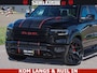 Dodge Ram HULK 5.7 V8 402PK | LIMITED EDITION | HUD | LUCHTVERING | BLACK ON BLACK | STRIPING | WIDE BODY | BREDE WIELEN | BOM VOL CREW CAB DUBBELE CAINE 5 PERSOONS UITVOERING | TOP STAAT |