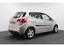 Kia Venga 1.4 CVVT X-tra | Airco | Goed onderhouden | Trekhaak | Parkeersensoren | Sportvelgen