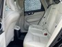 Volvo XC60 2.0 T8 Twin Engine AWD Inscription | Adaptieve cruise control en Pilot assist | Luchtvering | 360 Graden Camera | Parkeersensoren | Panoramadak | Bowers Wilkins Audio | Head-up Display | DAB | Navigatie | Sportstoelen