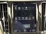 Volvo XC60 2.0 T8 Twin Engine AWD Inscription | Adaptieve cruise control en Pilot assist | Luchtvering | 360 Graden Camera | Parkeersensoren | Panoramadak | Bowers Wilkins Audio | Head-up Display | DAB | Navigatie | Sportstoelen
