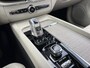 Volvo XC60 2.0 T8 Twin Engine AWD Inscription | Adaptieve cruise control en Pilot assist | Luchtvering | 360 Graden Camera | Parkeersensoren | Panoramadak | Bowers Wilkins Audio | Head-up Display | DAB | Navigatie | Sportstoelen
