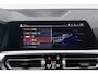 BMW 3-Serie Touring 330i High Executive (CAMERA, STOELVERWARMING, SFEERVERLICHTING, ELEKTR STOELEN, PARKEERSENSOREN)