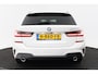 BMW 3-Serie Touring 330i High Executive (CAMERA, STOELVERWARMING, SFEERVERLICHTING, ELEKTR STOELEN, PARKEERSENSOREN)