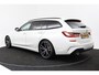 BMW 3-Serie Touring 330i High Executive (CAMERA, STOELVERWARMING, SFEERVERLICHTING, ELEKTR STOELEN, PARKEERSENSOREN)