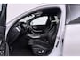BMW 3-Serie Touring 330i High Executive (CAMERA, STOELVERWARMING, SFEERVERLICHTING, ELEKTR STOELEN, PARKEERSENSOREN)