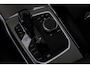 BMW 3-Serie Touring 330i High Executive (CAMERA, STOELVERWARMING, SFEERVERLICHTING, ELEKTR STOELEN, PARKEERSENSOREN)