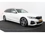 BMW 3-Serie Touring 330i High Executive (CAMERA, STOELVERWARMING, SFEERVERLICHTING, ELEKTR STOELEN, PARKEERSENSOREN)