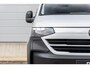 Volkswagen e-Transporter 34 L2H1 218pk Life 64 kWh | Trekhaak | Stoelen Pakket