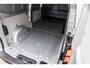 Volkswagen e-Transporter 34 L2H1 218pk Life 64 kWh | Trekhaak | Stoelen Pakket