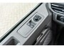 Volkswagen e-Transporter 34 L2H1 218pk Life 64 kWh | Navigatiesysteem | Trekhaak
