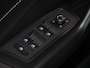 Volkswagen T-Roc 1.5 TSI Style 150 pk Automaat (DSG) | Verlengde garantie | Navigatie | Panoramadak | Parkeersensoren (Park assist) | Achteruitrijcamera | Stoelverwarming |