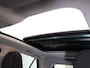 Volkswagen T-Roc 1.5 TSI Style 150 pk Automaat (DSG) | Verlengde garantie | Navigatie | Panoramadak | Parkeersensoren (Park assist) | Achteruitrijcamera | Stoelverwarming |