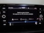 Volkswagen T-Roc 1.5 TSI Style 150 pk Automaat (DSG) | Verlengde garantie | Navigatie | Panoramadak | Parkeersensoren (Park assist) | Achteruitrijcamera | Stoelverwarming |