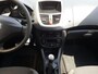 Peugeot 206+ 1.4 75pk 5-deurs XS TREKHAAK | Climate control | Elektrische ramen | Centrale vergrendeling | Radio met USB-poort & bluetooth | DEALER ONDERHOUDEN!