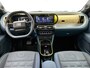 Fiat Grande Panda La Prima 113pk 44 kWh Automaat | Stoel-/Stuurverwarming | Camera | Stoel-/Stuurverwarming | LED Koplampen | DAB Ontvanger | Climate Control | Cruise Control | 17"LMV | Apple Carplay/Android Auto |