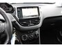 Peugeot 2008 1.2 PureTech 110pk Blue Lion Airco Navi Carplay Panoramadak Trekhaak Dealer onderhouden