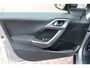 Peugeot 2008 1.2 PureTech 110pk Blue Lion Airco Navi Carplay Panoramadak Trekhaak Dealer onderhouden