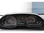 Peugeot 2008 1.2 PureTech 110pk Blue Lion Airco Navi Carplay Panoramadak Trekhaak Dealer onderhouden