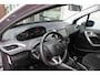 Peugeot 2008 1.2 PureTech 110pk Blue Lion Airco Navi Carplay Panoramadak Trekhaak Dealer onderhouden