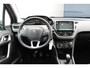 Peugeot 2008 1.2 PureTech 110pk Blue Lion Airco Navi Carplay Panoramadak Trekhaak Dealer onderhouden