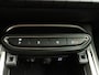 Jeep Avenger Summit 54 kWh | Direct Leverbaar | Warmtepomp | 18'' LM. Velgen | Elektr. Kofferklep | Parkeercamera Achter | Navigatie |