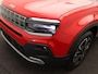 Jeep Avenger Summit 54 kWh | Direct Leverbaar | Warmtepomp | 18'' LM. Velgen | Elektr. Kofferklep | Parkeercamera Achter | Navigatie |