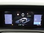 Jeep Avenger Summit 54 kWh | Direct Leverbaar | Warmtepomp | 18'' LM. Velgen | Elektr. Kofferklep | Parkeercamera Achter | Navigatie |
