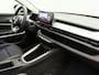 Jeep Avenger Summit 54 kWh | Direct Leverbaar | Warmtepomp | 18'' LM. Velgen | Elektr. Kofferklep | Parkeercamera Achter | Navigatie |