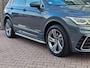 Volkswagen Tiguan 2.0 TSI 190PK 4MOTION DSG R-Line | Pano | Trekhaak | HUD | Stuur- & stoelverwarming | Virtual | App-connect | LMV 19" |