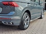 Volkswagen Tiguan 2.0 TSI 190PK 4MOTION DSG R-Line | Pano | Trekhaak | HUD | Stuur- & stoelverwarming | Virtual | App-connect | LMV 19" |