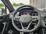 Volkswagen Tiguan 2.0 TSI 190PK 4MOTION DSG R-Line | Pano | Trekhaak | HUD | Stuur- & stoelverwarming | Virtual | App-connect | LMV 19" |