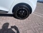 Renault Clio 0.9 TCe Limited | NAP | Navigatie | DAB | Airco | Cruise Control | Parkeersensoren | Lichtmetaal |