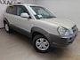 Hyundai Tucson 2.7i V6 4WD Style AUTOMAAT ! AIRCO ! NIEUWE APK !