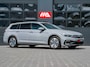 Volkswagen Passat 1.4 TSI PHEV GTE Business Pano|Trekhaak|Headup|Camera|ACC|Stoelverwarming|Ergocomfort|Massage