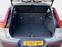 Volvo XC40 Recharge Plus luxury 70 Kwh SoH 95,1% / Duurste Uitvoering / Adaptieve Cruise / Panorama Dak / Warmtepomp / 3 Fase / 360 Camera / Stoel en stuur verwarming / Stand verwarming / Harman Kardon Soundsysteem / Memory /